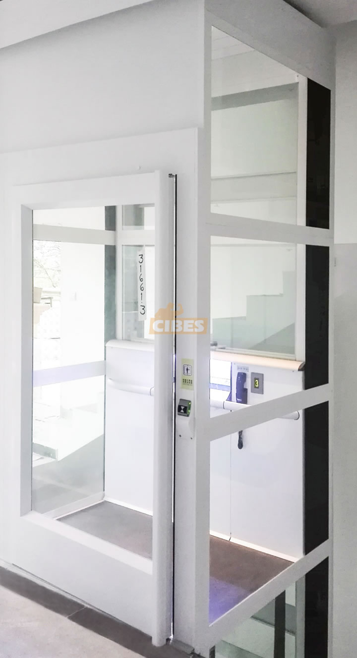 CIBES 家用電梯安裝于四川成都