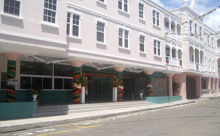 西柏思入駐巴斯特爾政府總部，為公眾垂直出行所帶來(lái)的方便，即日可見(jiàn)