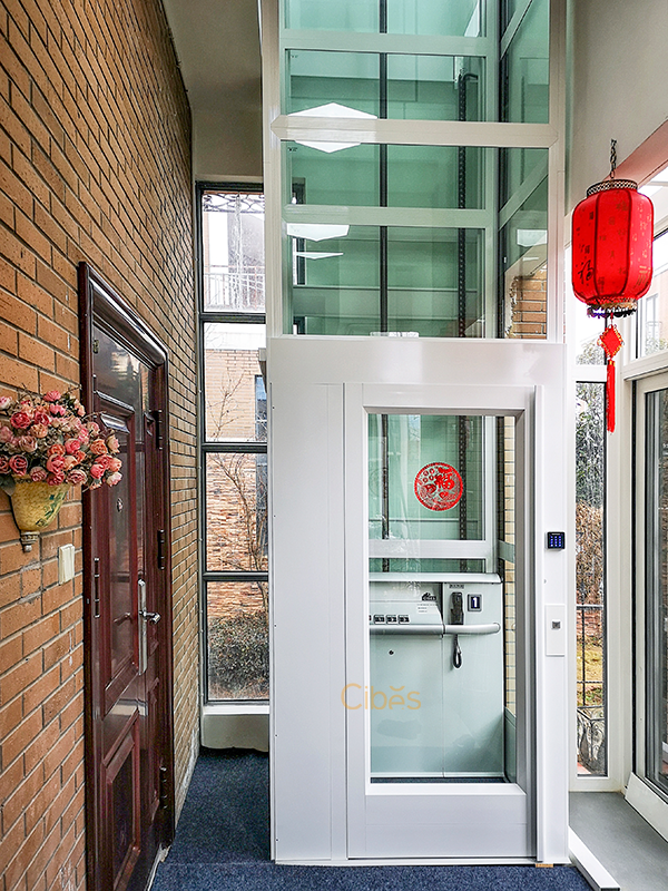 CIBES A5000型號家用電梯安裝于南京