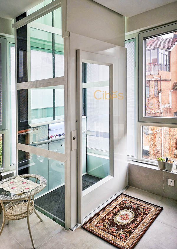 CIBES A5000型號家用電梯安裝于南京