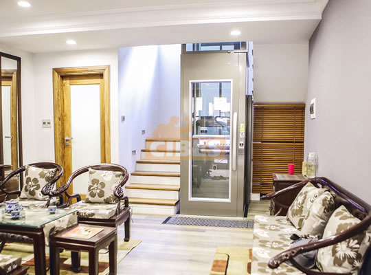 別墅電梯Cibes A4000靠樓梯安裝案例圖