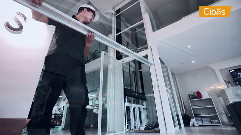 Cibes螺桿電梯安裝現(xiàn)場