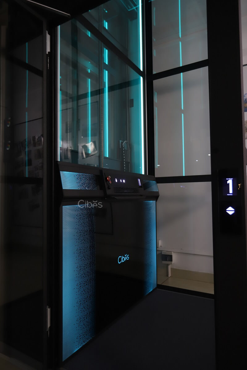 Cibes星際版本V80系列家用電梯-燈光效果