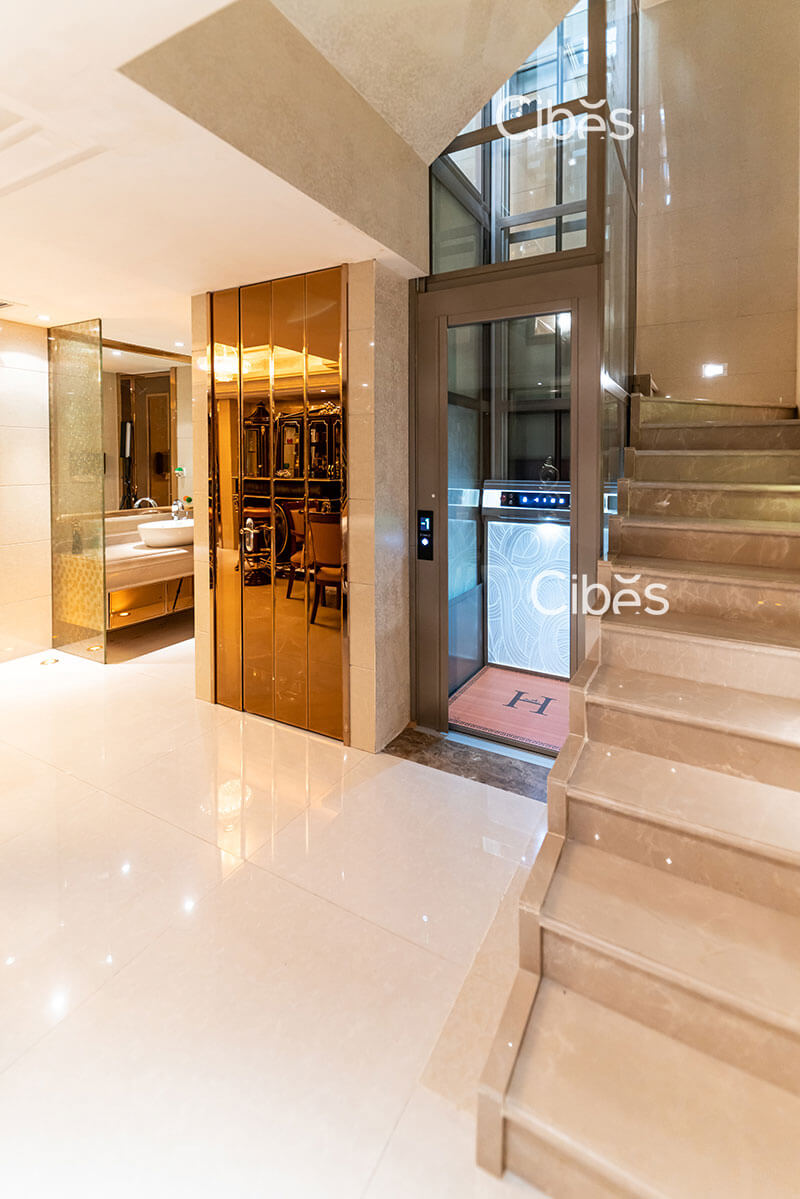 重慶四層別墅家用電梯安裝案例