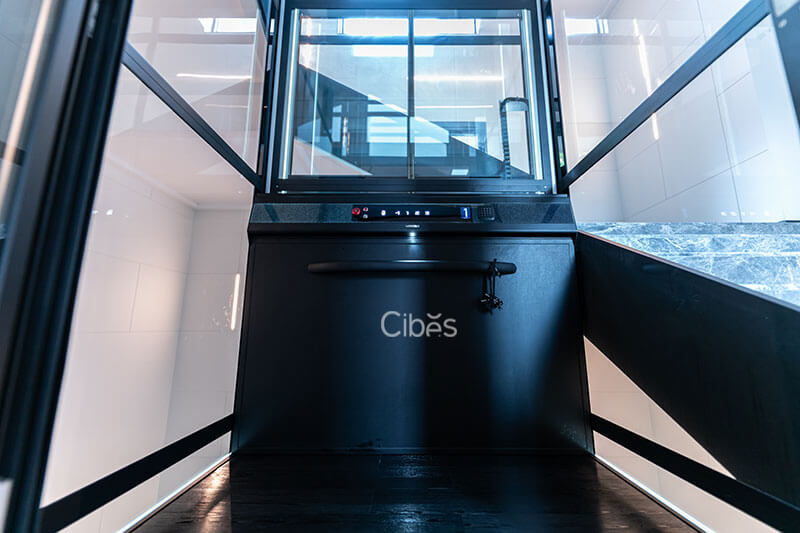 重慶四層小型別墅電梯案例