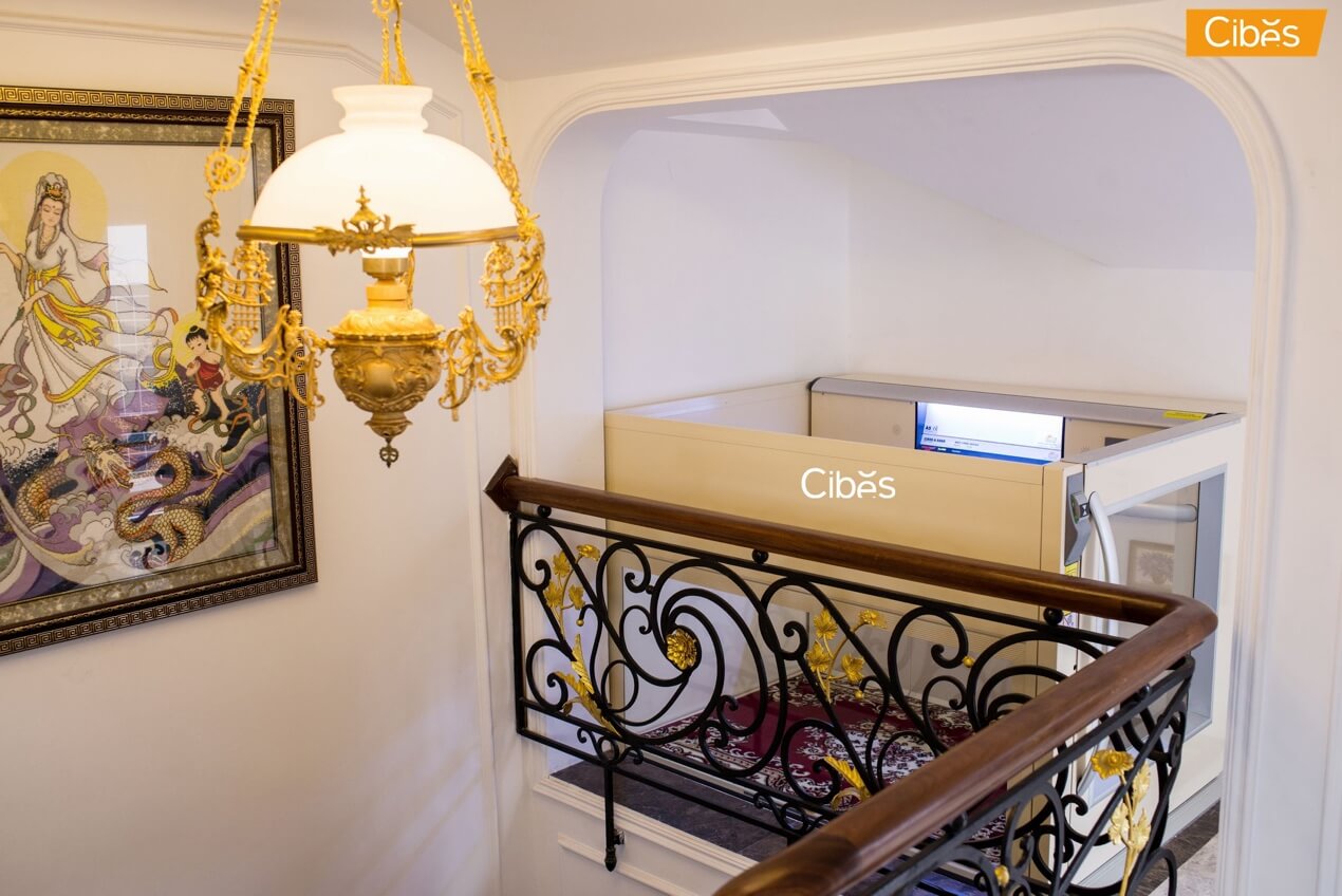 Cibes西柏思半高門別墅電梯