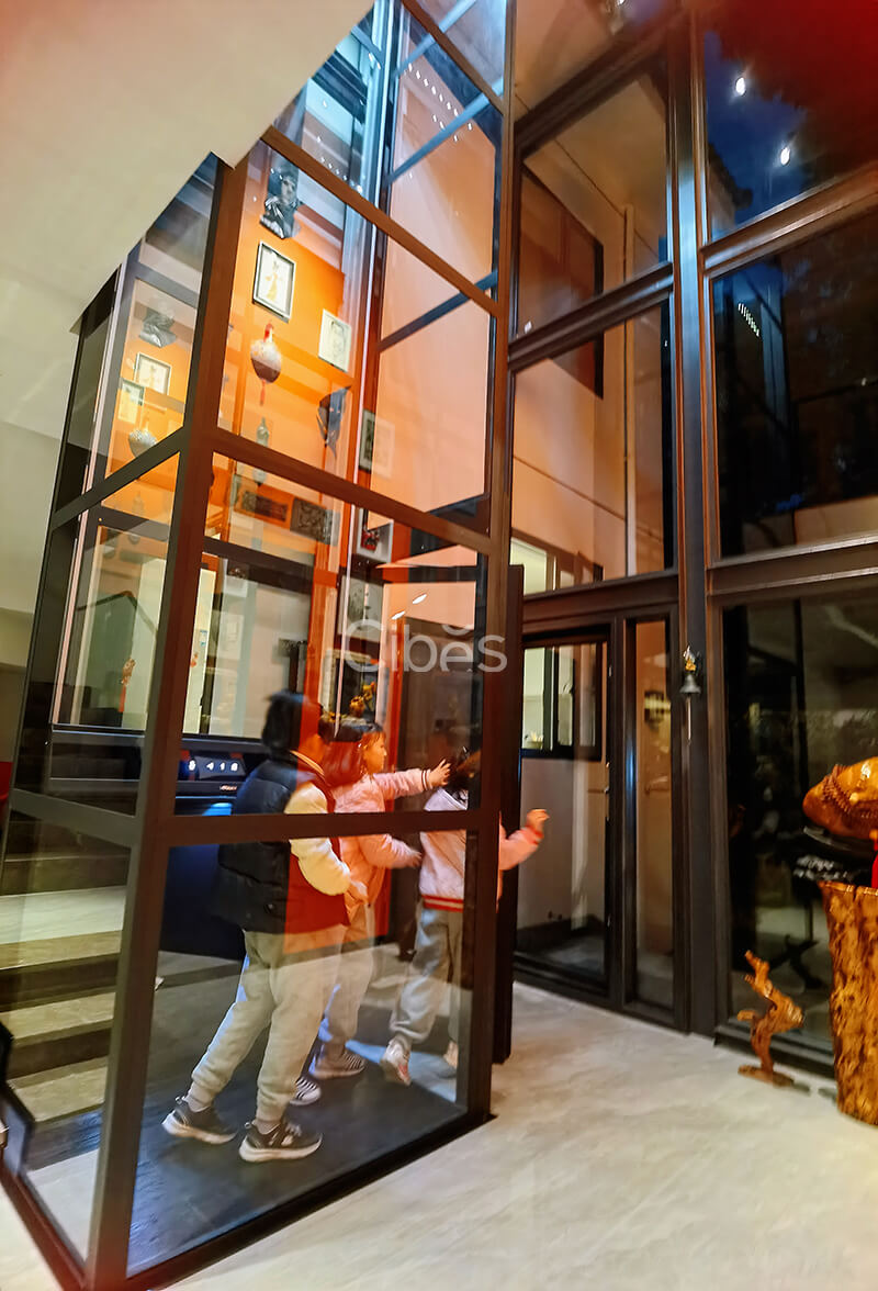 四川成都 3層3站Cibes V80 雅致版家用電梯案例