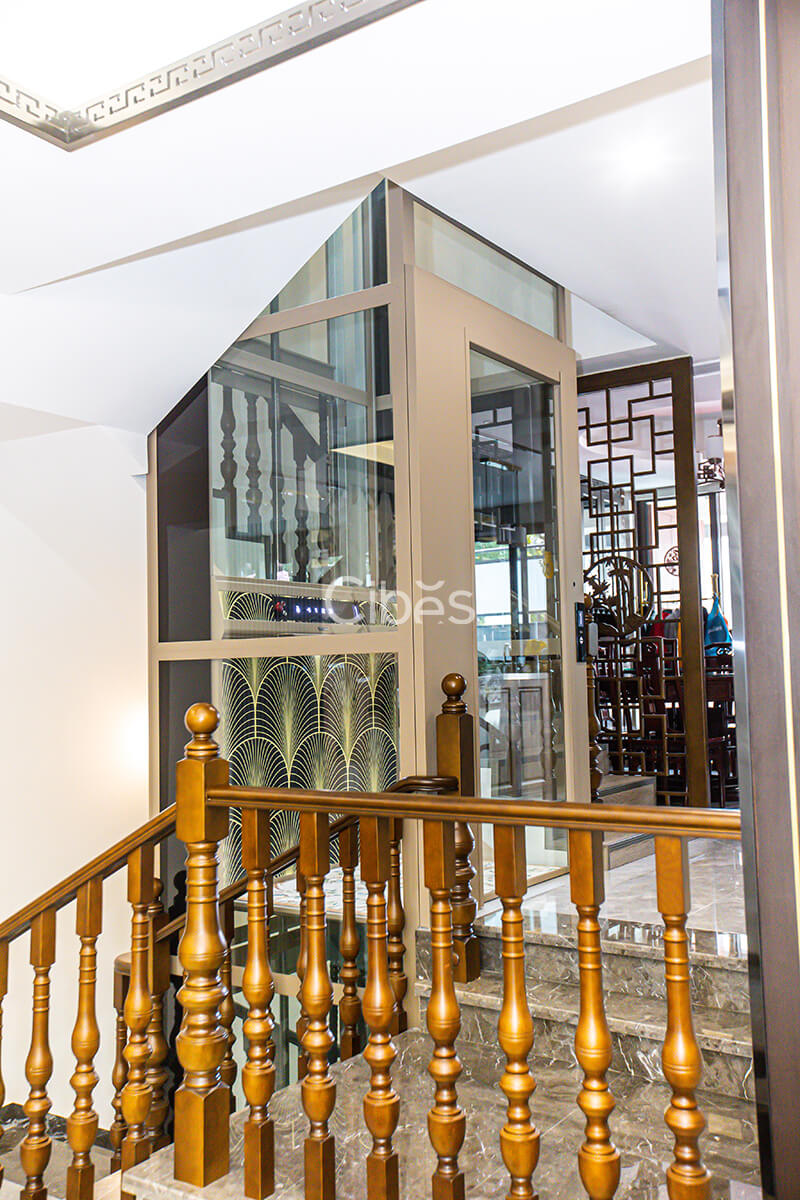 Cibes V80 時(shí)尚版家用電梯安裝于四川成都